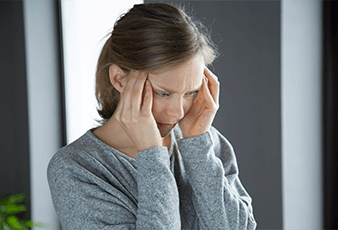 Как снять боль в голове: эффективные методы, советы и профилактика